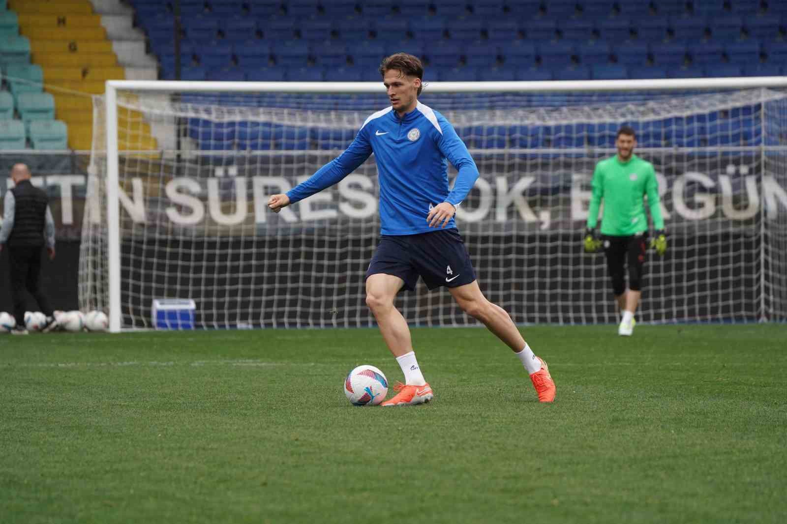 20250402aw424933 0.jpg