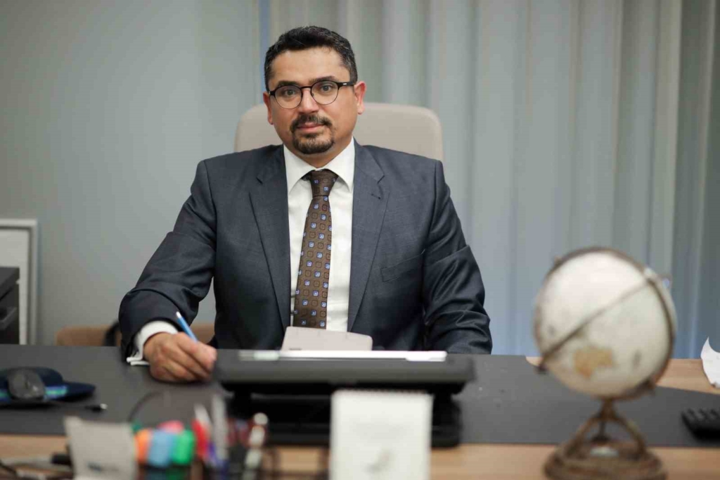 20250403aw425151 0.jpg