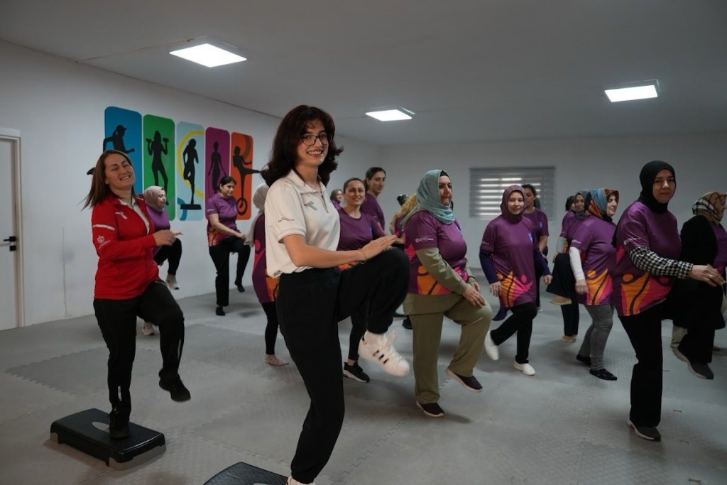 20250403aw425345 0.jpg