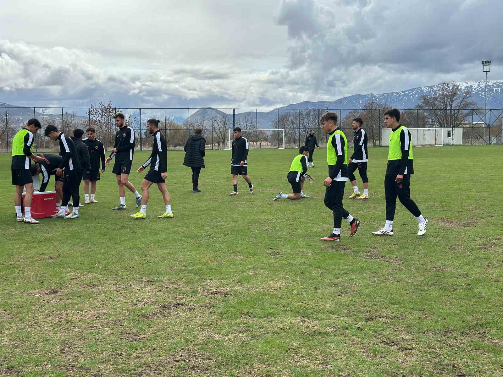 20250403aw425559 0.jpg