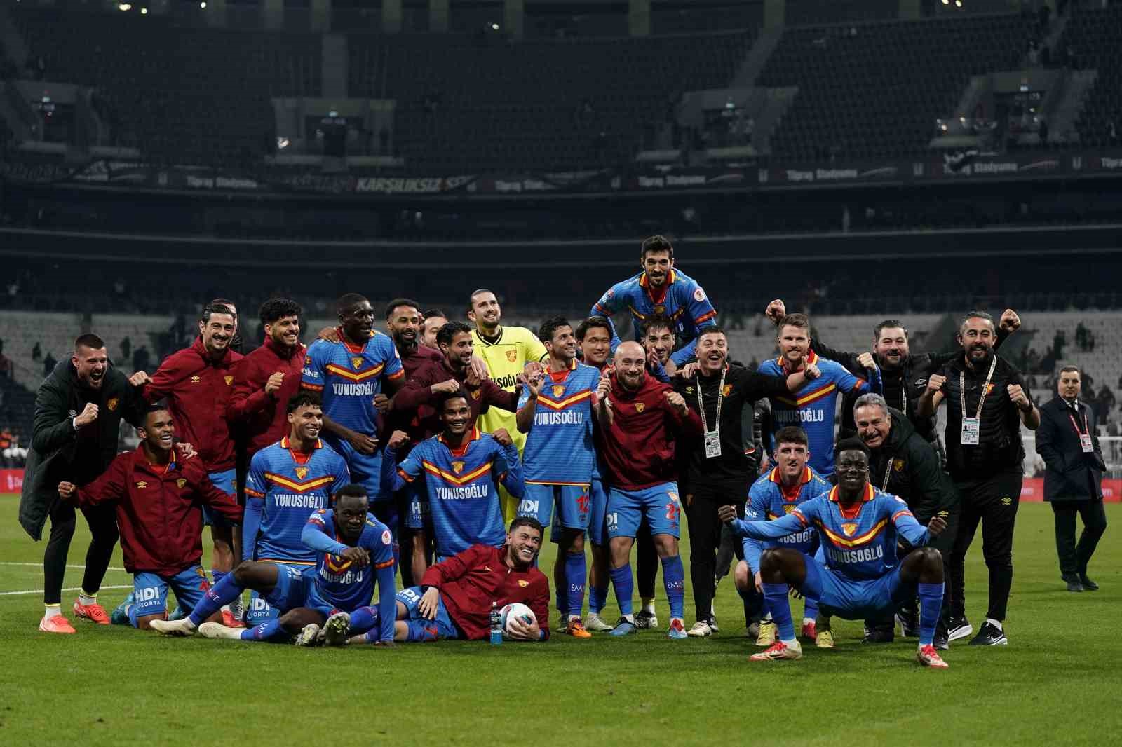 20250403aw425594 0.jpg