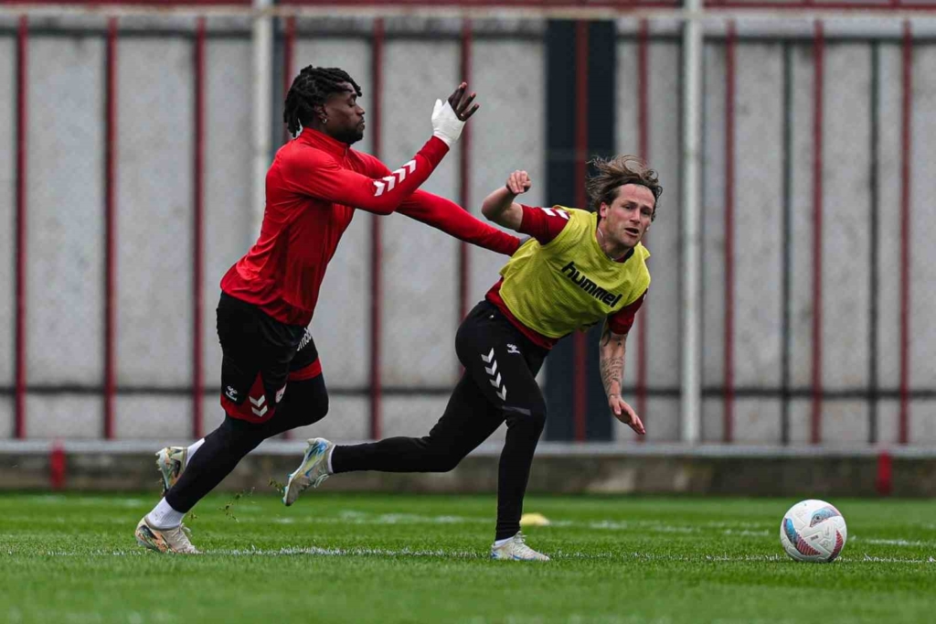 20250404aw425758 0.jpg