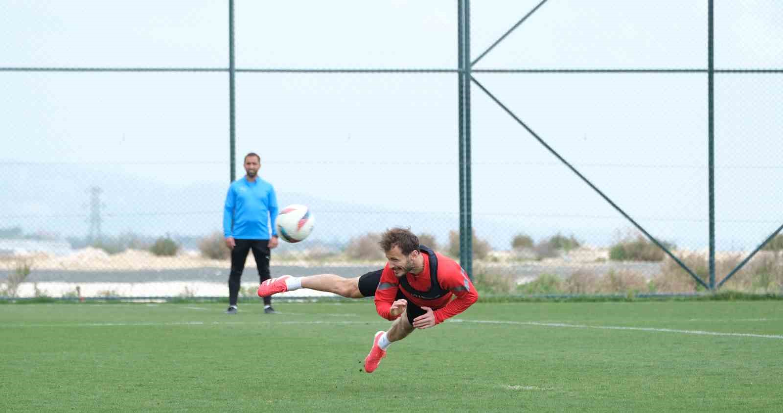 20250404aw425886 0.jpg