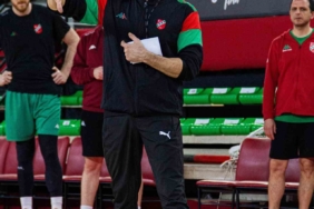 20250415aw433074-0.jpg