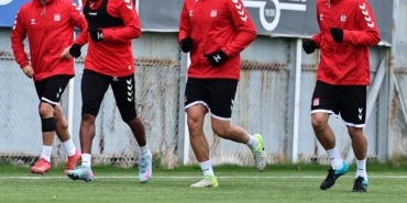 20250415aw433526-0.jpg