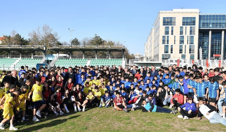 20250418aw435424-0.jpg