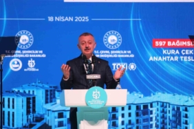 20250418aw435856-0.jpg
