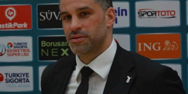 20250420aw437082-0.jpg