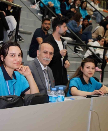 20250421aw437800-0.jpg