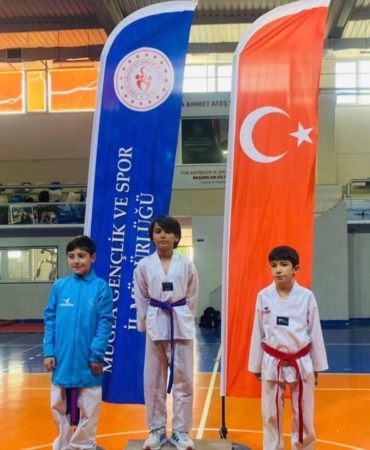 20250425aw440602-0.jpg