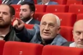 AKP'li Ustaoğlu'ndan Hürriyet'e Kiralık terbiyesizliği