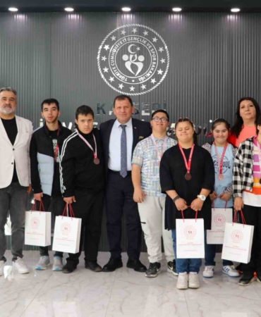 20250501aw445010-0.jpg