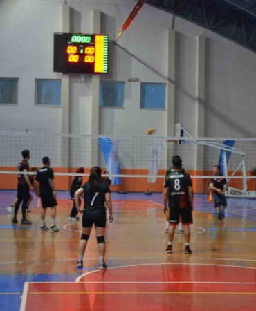 20250505aw447507-0.jpg