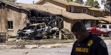 aw461825_03-1748077317.jpg
