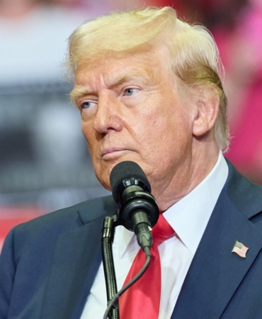 trump-2-1749970363.jpg
