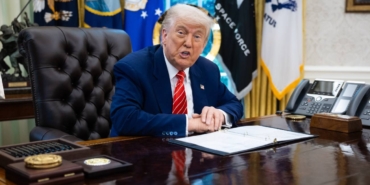 trump-beyaaz-saray-2.jpg