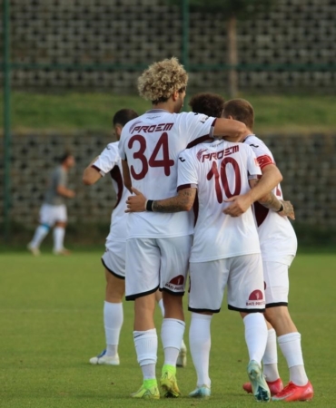 20250822aw522700-0.jpg