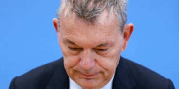 un.jpg