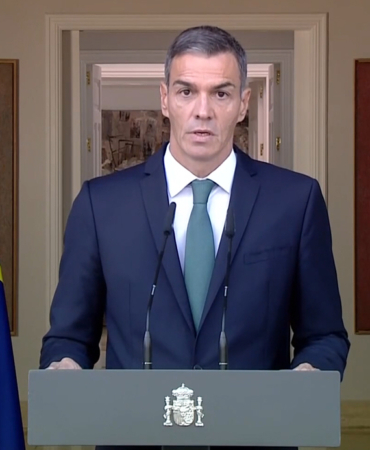 890.jpg