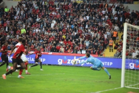 20251019aw562012-0.jpg