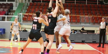 20251022aw564354-0.jpg