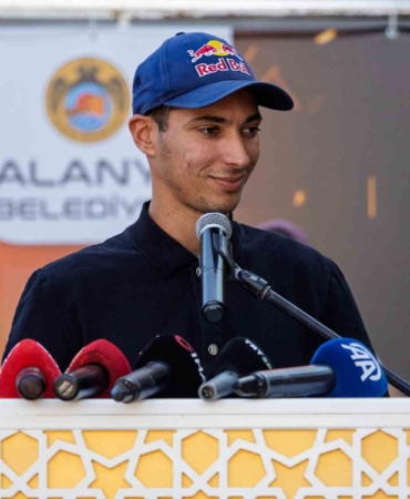 20251026aw566858-0.jpg