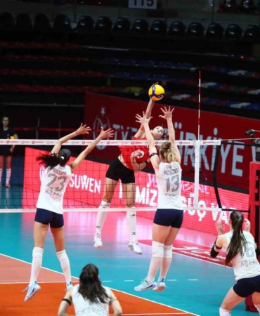 20251027aw567083-0.jpg