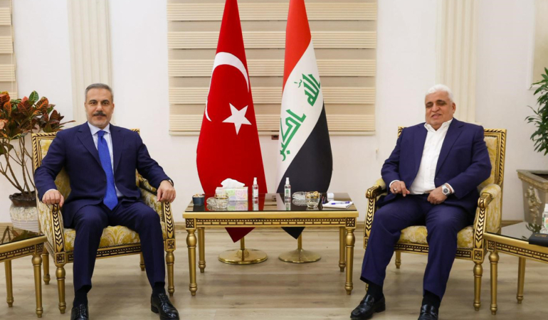 1762158323_bibi.jpg