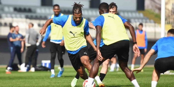 Manisa FK, Sivasspor mesaisine başladı