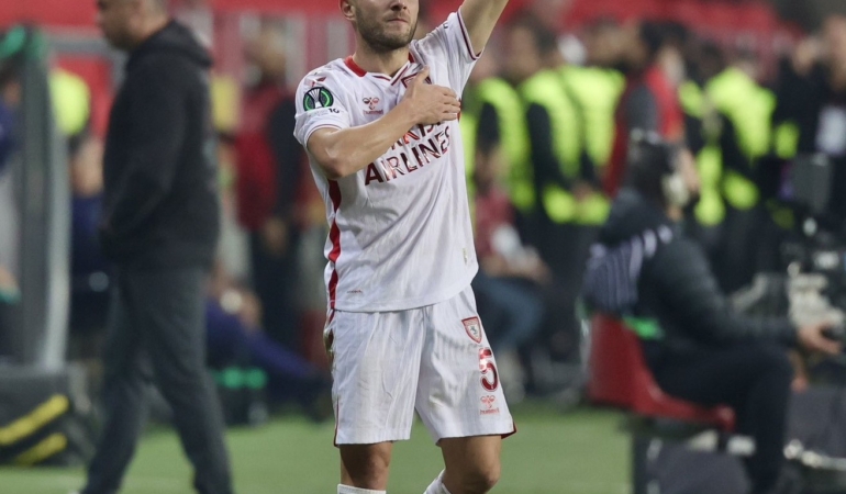 20251111aw577254-0.jpg