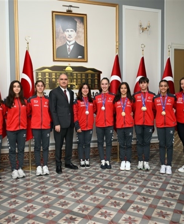 20251120aw582903-0.jpg