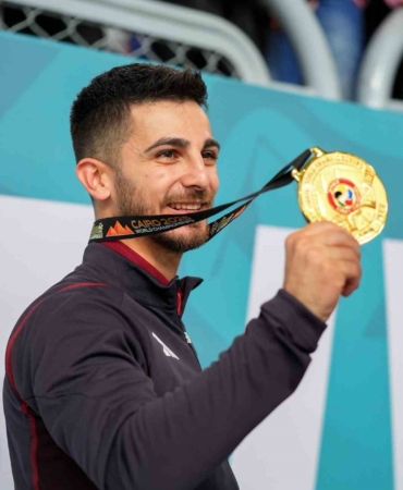 20251130aw589950-0.jpg