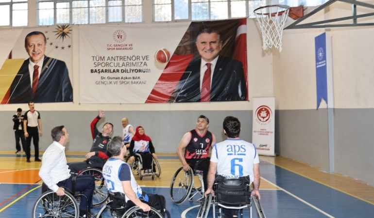20251203aw592245-0.jpg