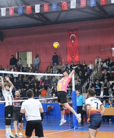 20251210aw596545-0.jpg