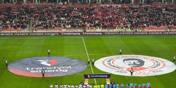 Trendyol Süper Lig: Samsunspor: 0 – RAMS Başakşehir: 0 (Maç devam ediyor)