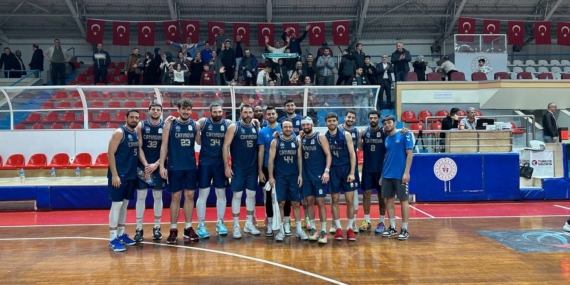 Çayırova Belediyesi, Kağıtspor’u mağlup etti