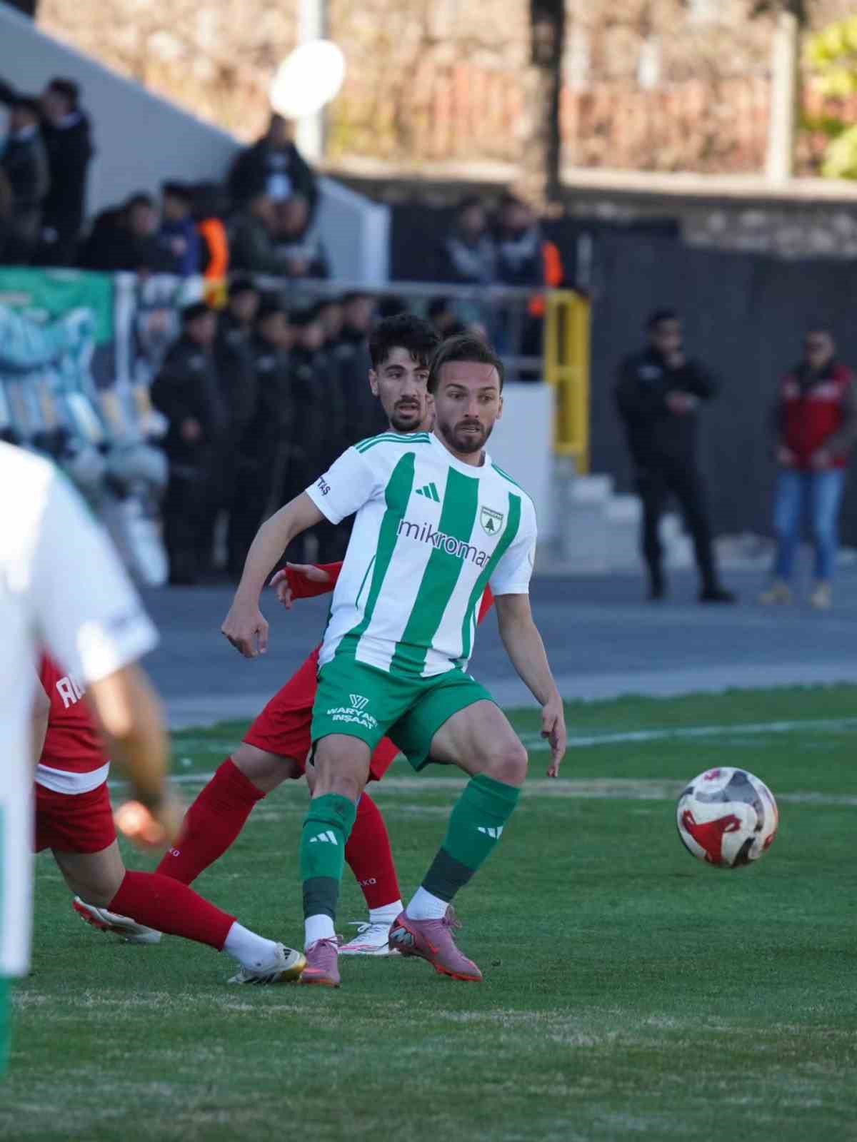 TFF 2. Lig: Muğlaspor: 0 – Karaman FK: 0