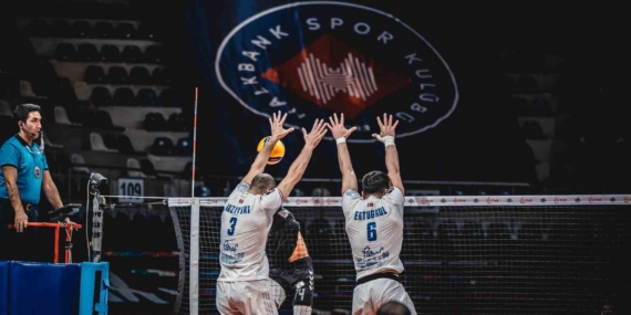 Efeler Ligi: Halkbank: 3 – Spor Toto: 0