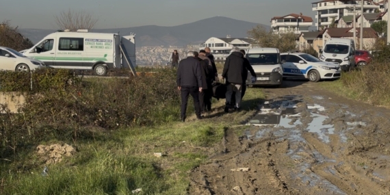 Kız arkadaşı tarafından çalılıkların arasında ölü bulundu