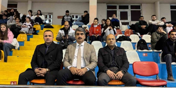 Aşkale voleybolda il ikincisi oldu