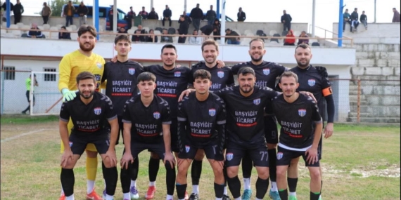 Selendi Belediyespor dörtte dört yaptı