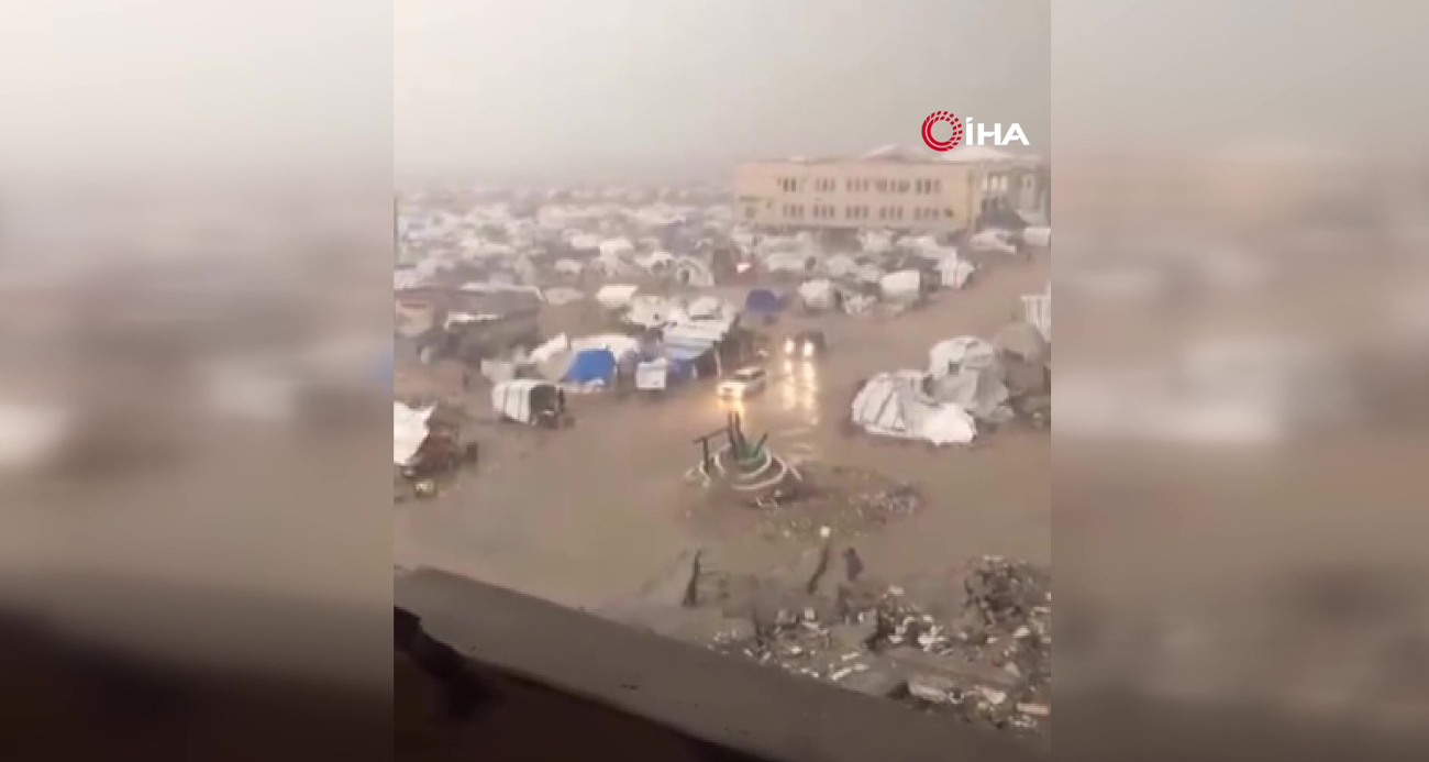 Gazze’de şiddetli yağış: Filistinlilerin çadırları su altında kaldı