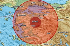 Balıkesir’in Sındırgı ilçesinde 5.1 büyüklüğünde bir deprem meydana geldi. Deprem İstanbul’da da hissedildi.
