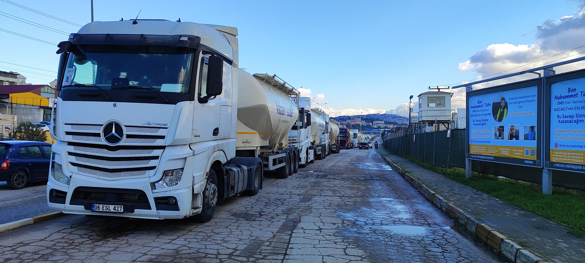 Safiport önünde saatler süren çile (2)