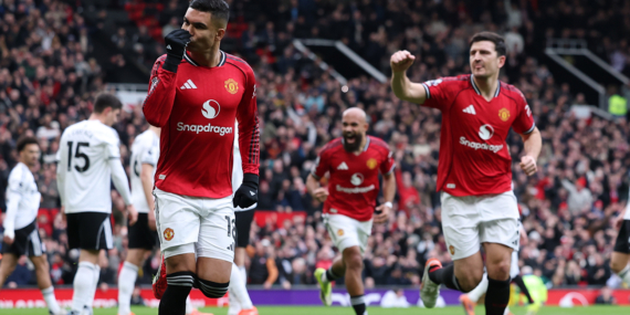 Manchester United, Carrick ile yükselişe geçti