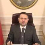 Adalet-Bakani-Gurlek8217ten-yargi-calisanlarina-yeni-vaatler-featured