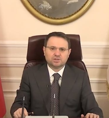 Adalet-Bakani-Gurlek8217ten-yargi-calisanlarina-yeni-vaatler-featured