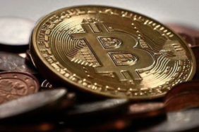 Bitcoin-65-Bin-Dolarin-Altina-Indi-Trump-Etkisi-Suruyor-featured