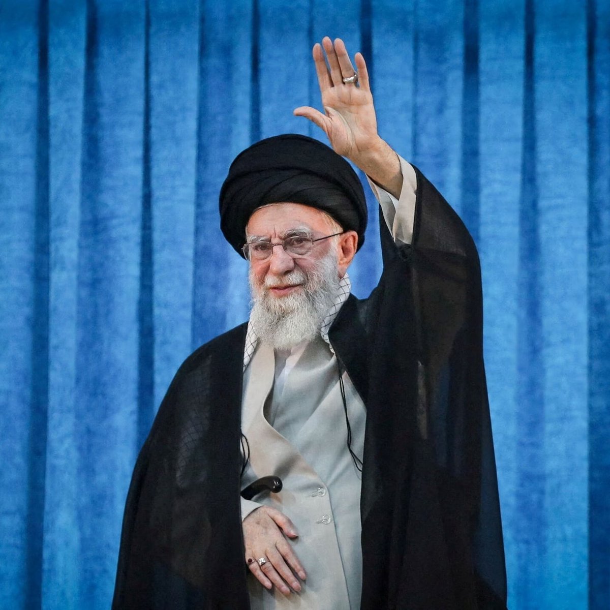 Hamaney Öldü, Cesedi Enkaz Altında Bulundu İddiası! İsrail’den Tarihi Açıklama