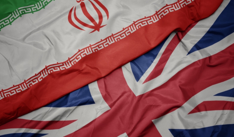 İngiltere, Tahran Büyükelçiliği’ni Tahliye Ediyor